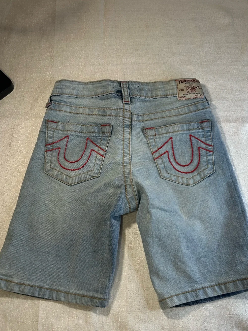 True Religion Ricky World Tour Denim Shorts Boys Size 8 Light Wash Logo